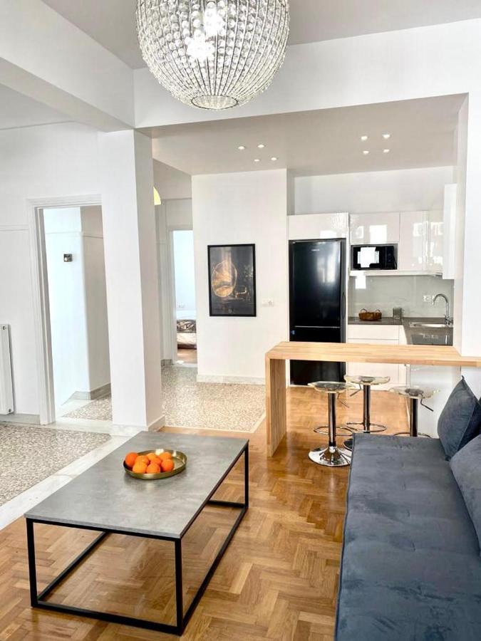 Modern 3Br Maisonette With Garden 10 Min From Acropolis Athen Eksteriør billede