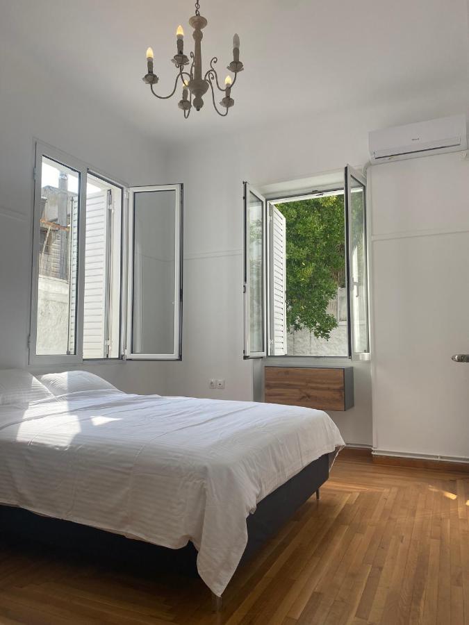 Modern 3Br Maisonette With Garden 10 Min From Acropolis Athen Eksteriør billede