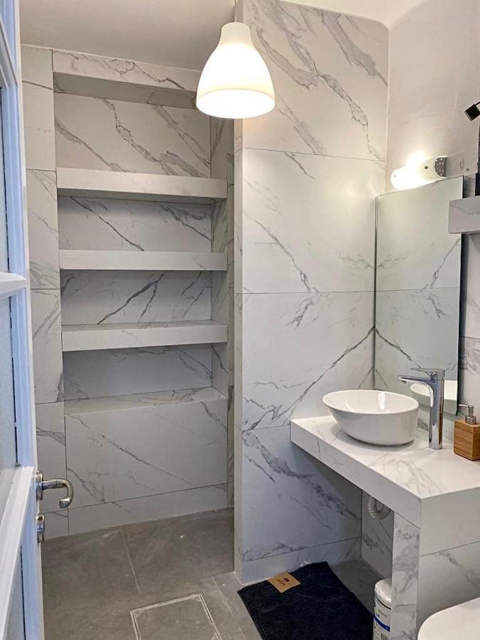 Modern 3Br Maisonette With Garden 10 Min From Acropolis Athen Eksteriør billede